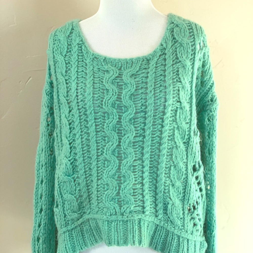 Free People size Medium Sweater